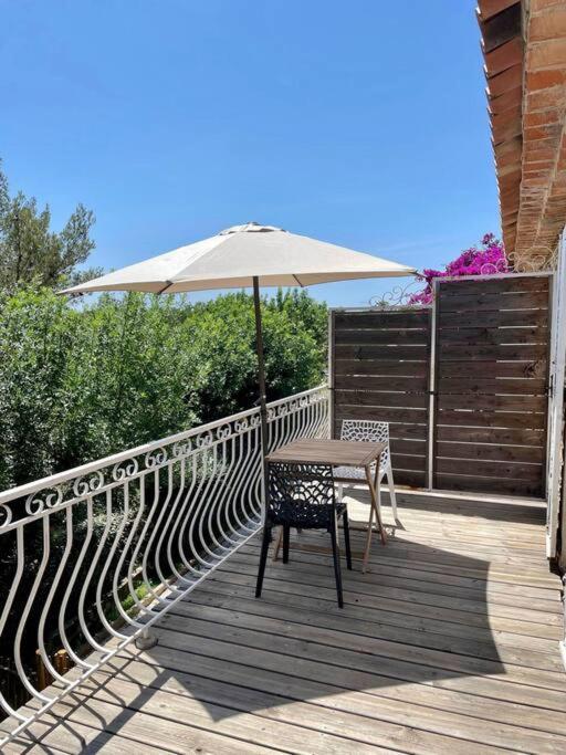 Grand Studio & Terrasse Privee Hyeres Ngoại thất bức ảnh