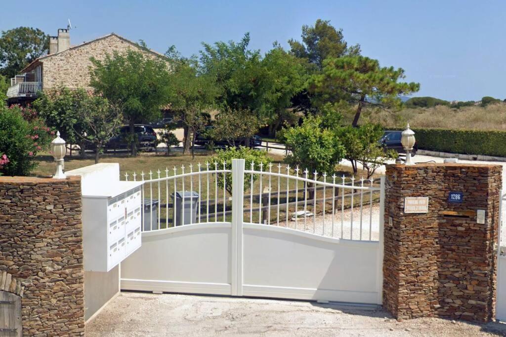Grand Studio & Terrasse Privee Hyeres Ngoại thất bức ảnh